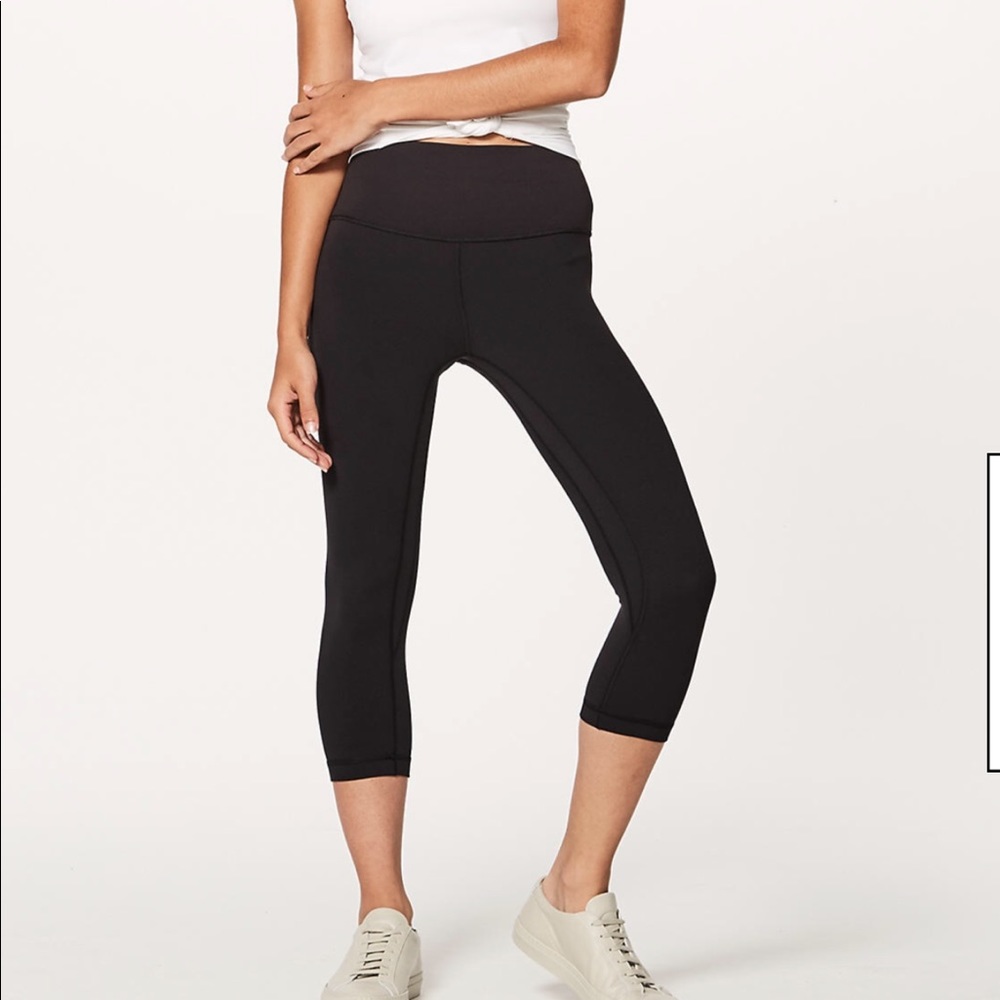 Lululemon Black Cotton** Breathable Crops